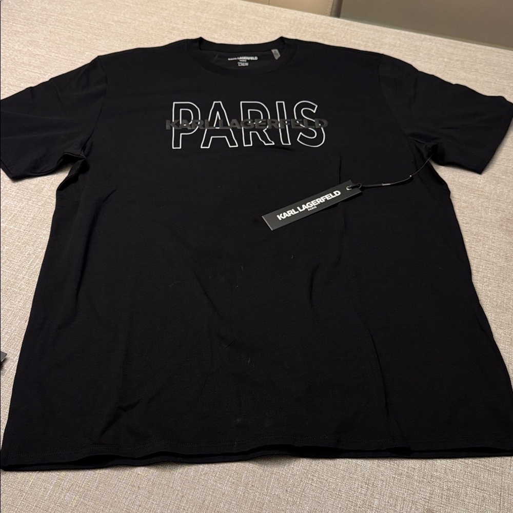 Karl Lagerfeld Paris Men’s / Black Graphic Logo T-SHIRT / NWT